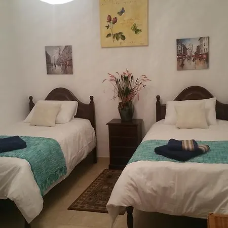 Casa Tus Nua Pensión *